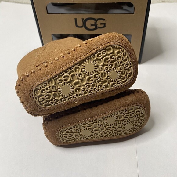 —-SOLD—— Ugg Infant Girl Chestnut Tan Caden Fur Lined Booties 0/1 XS 0-6 Months - Picture 5 of 6